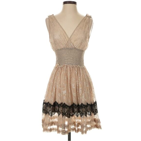 Free People Dresses & Skirts - Free People V-Neck Sleeveless Sheer Metallic Dress Lace Size Small Gold Fairy